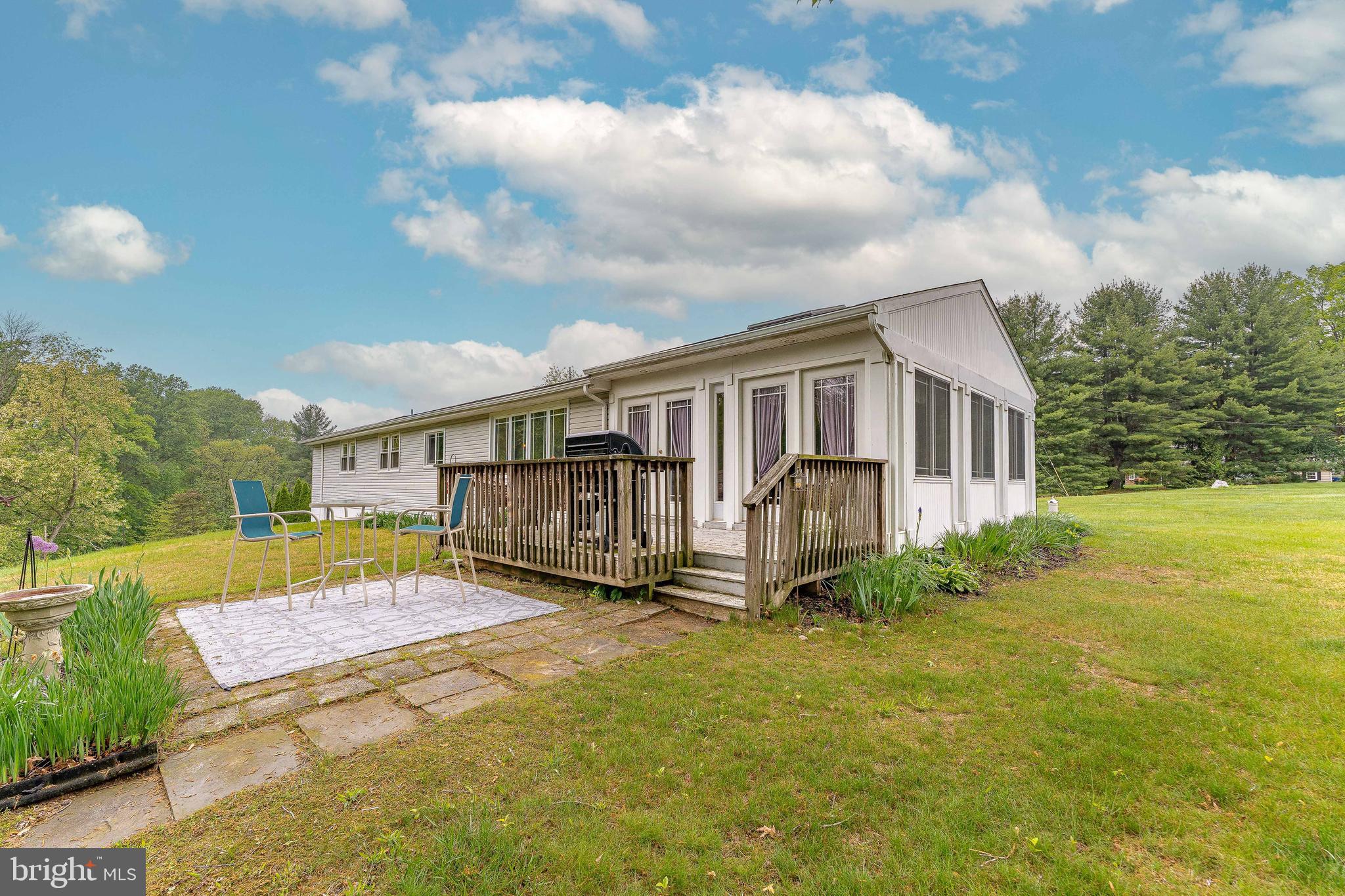 CAMBRIDGE DOWNS - Residential