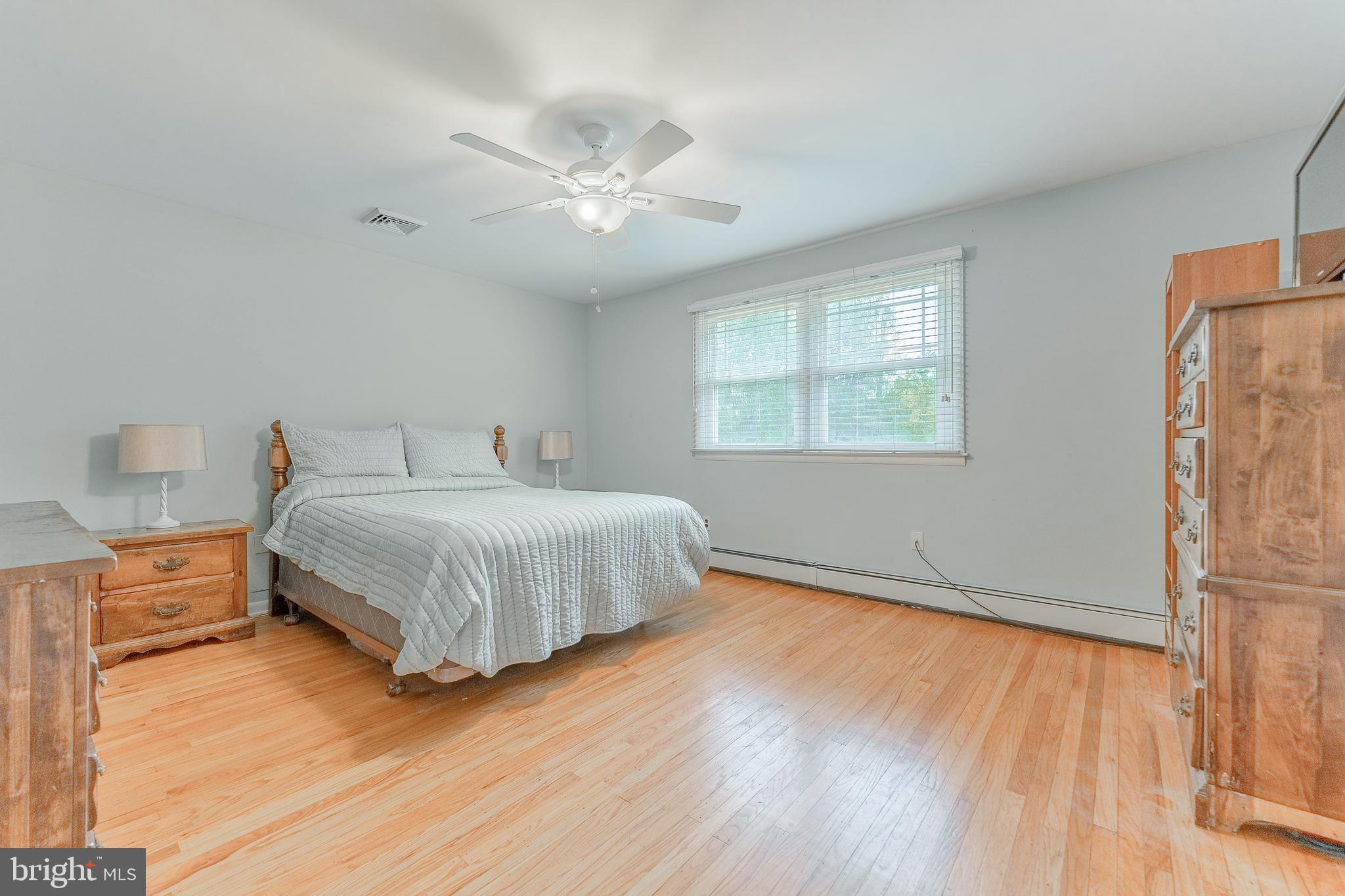 CAMBRIDGE DOWNS - Residential