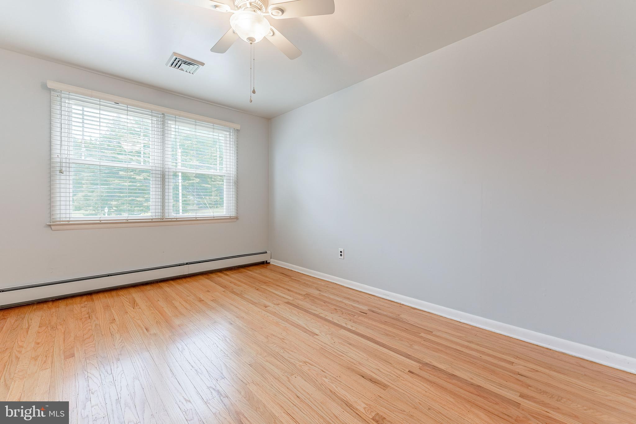 CAMBRIDGE DOWNS - Residential