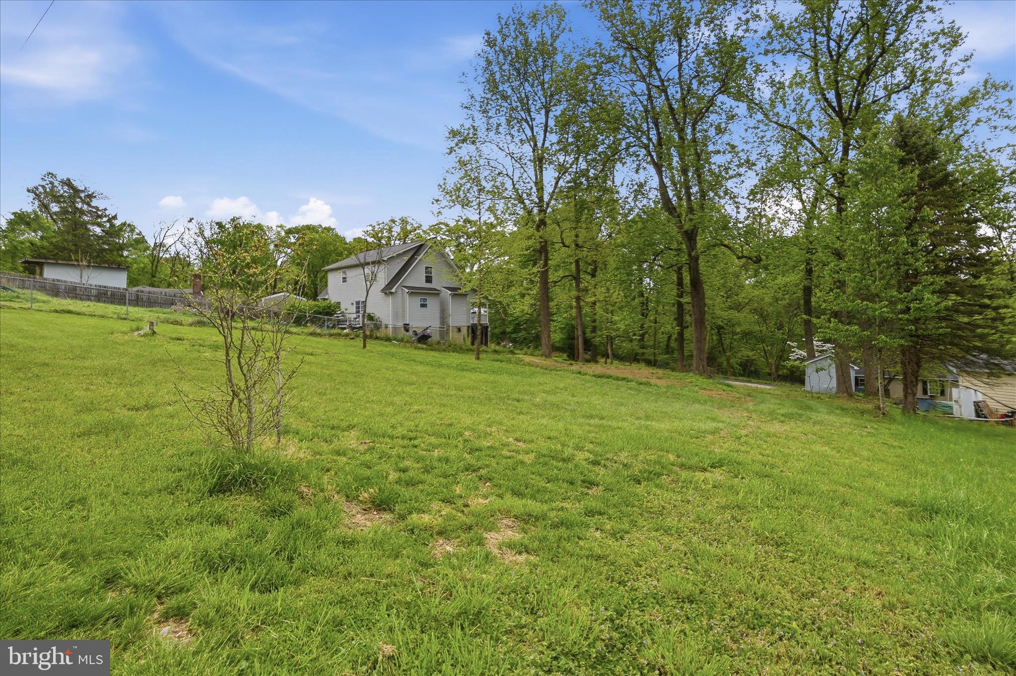 HARPERS FERRY CAMPSITES - Land