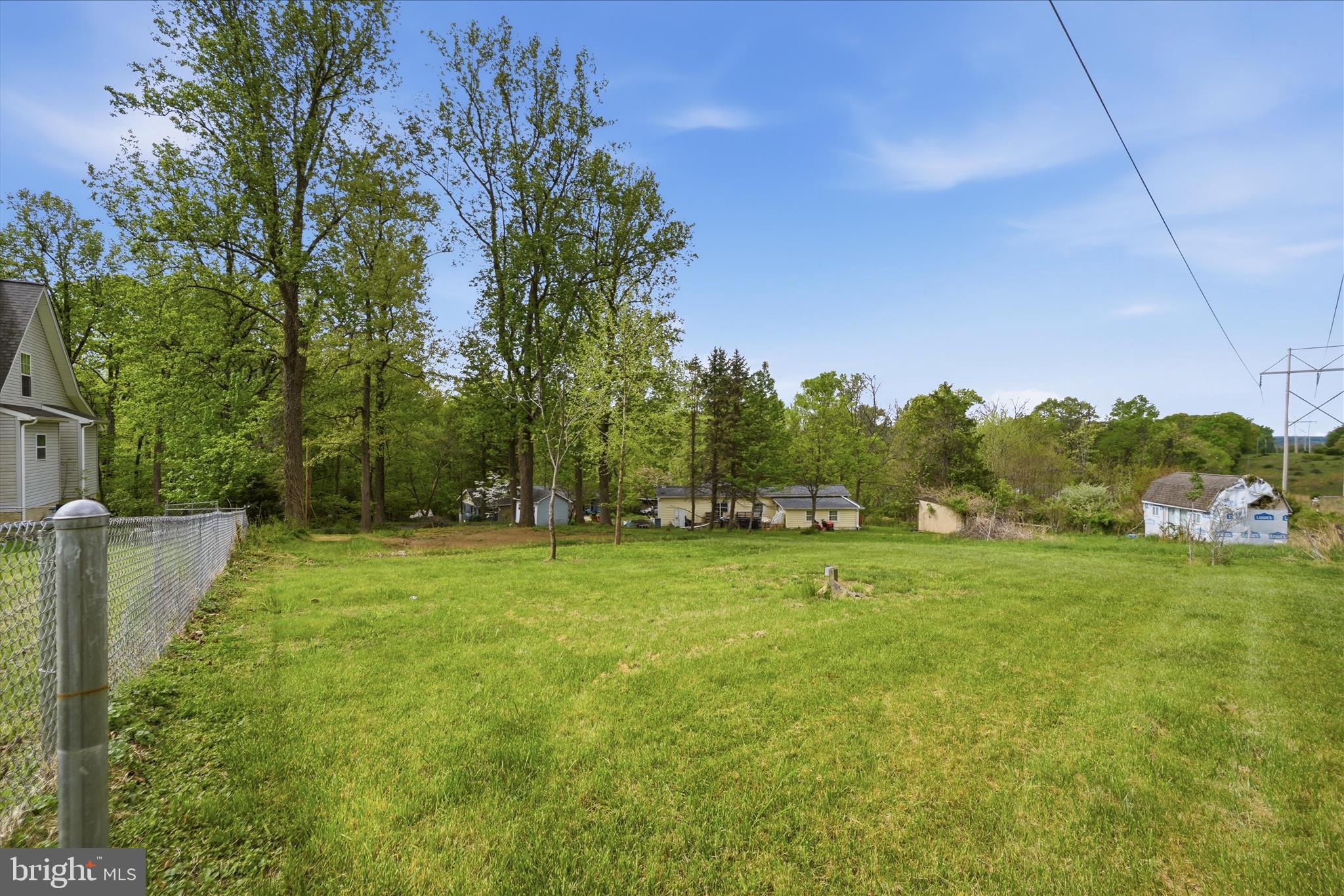 HARPERS FERRY CAMPSITES - Land