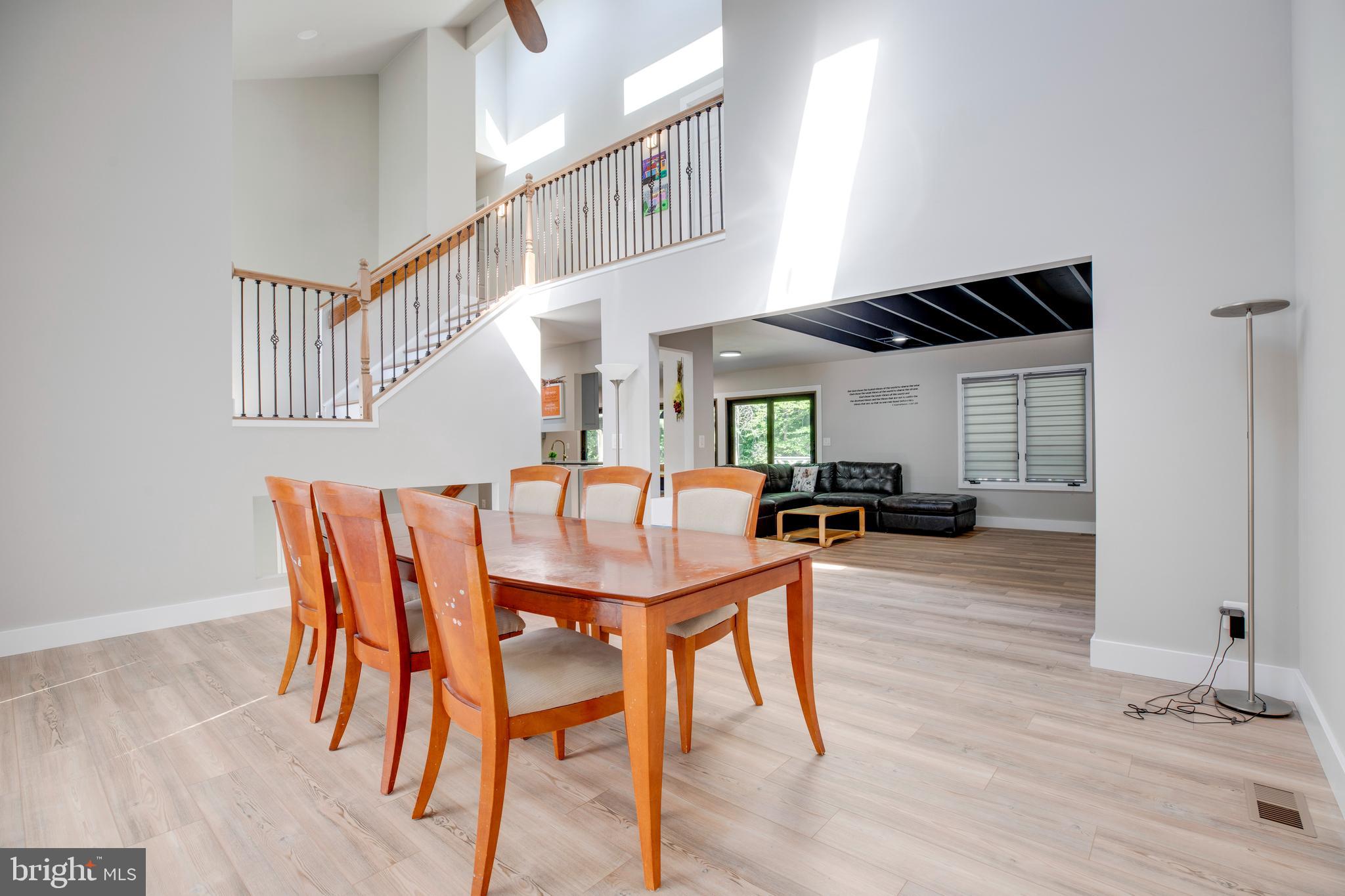 BONNIE BRAE - Residential Lease