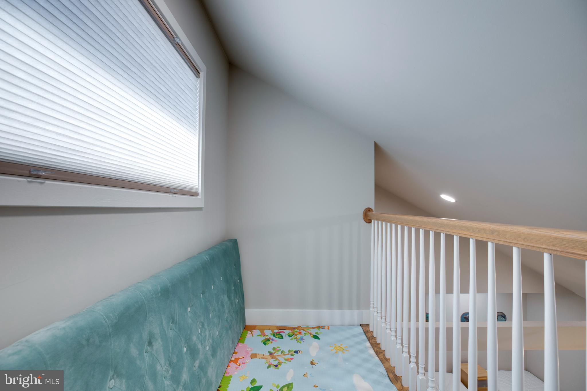 BONNIE BRAE - Residential Lease