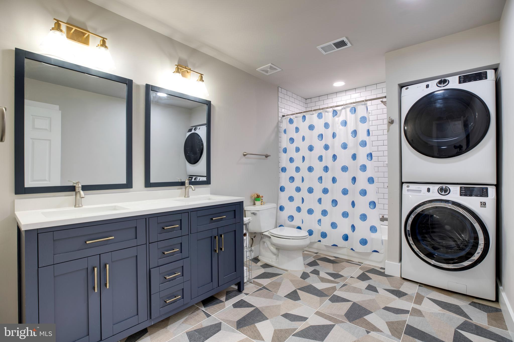 BONNIE BRAE - Residential Lease