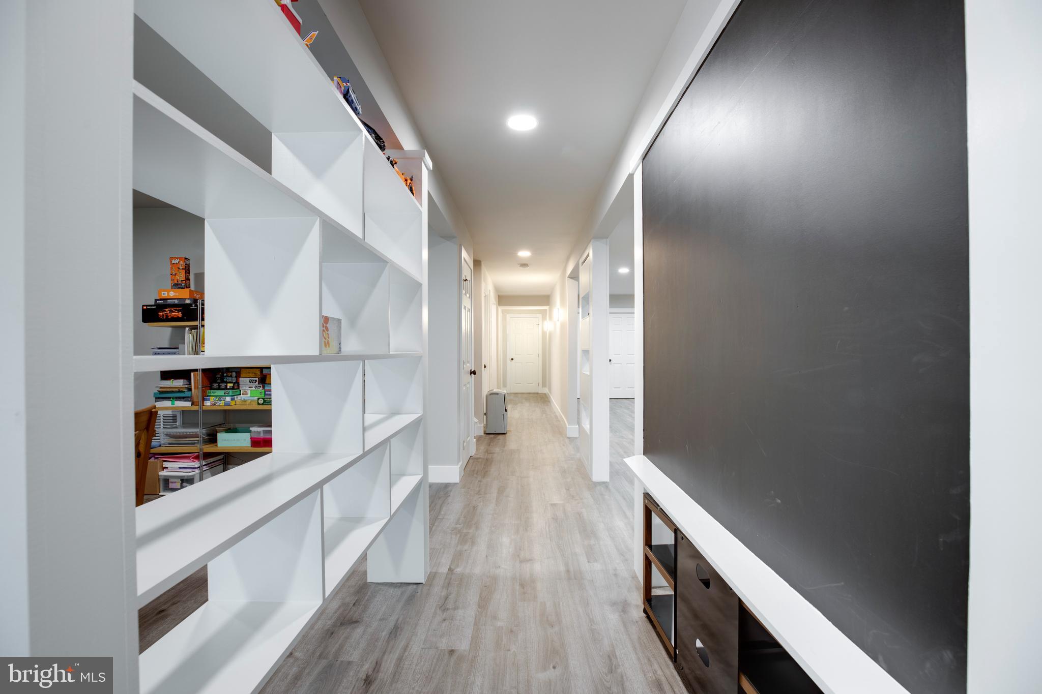 BONNIE BRAE - Residential Lease