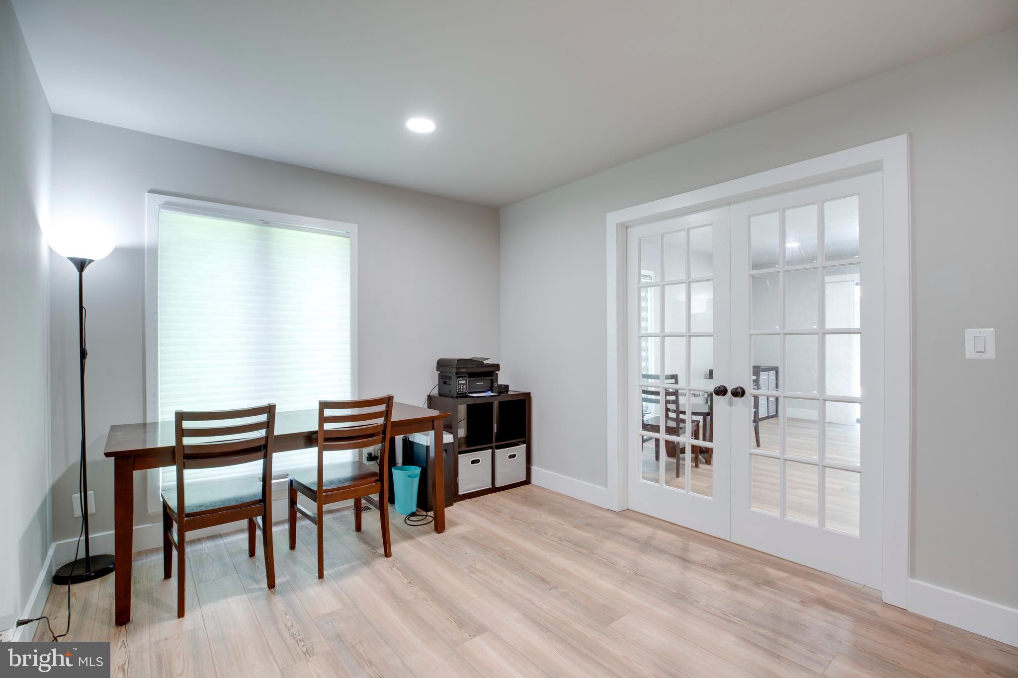 BONNIE BRAE - Residential Lease