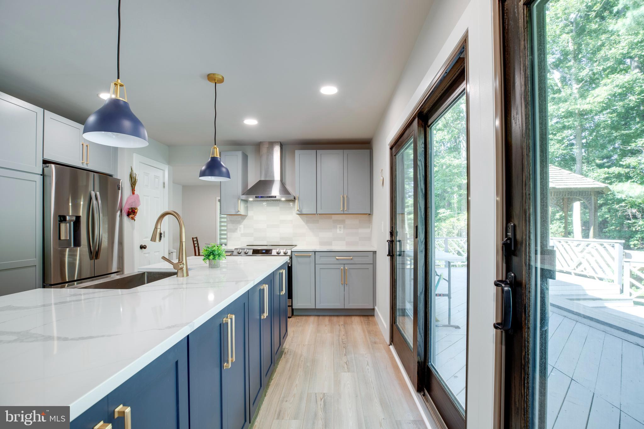 BONNIE BRAE - Residential Lease