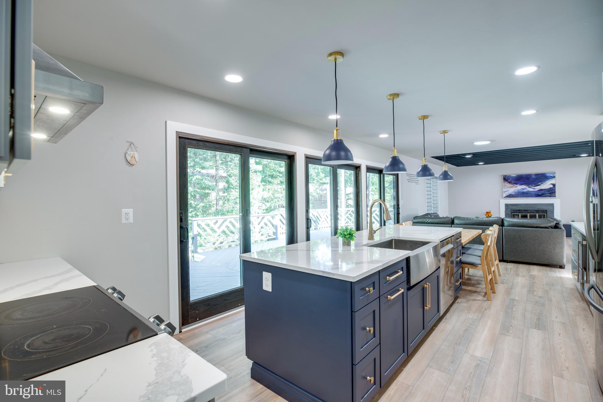 BONNIE BRAE - Residential Lease