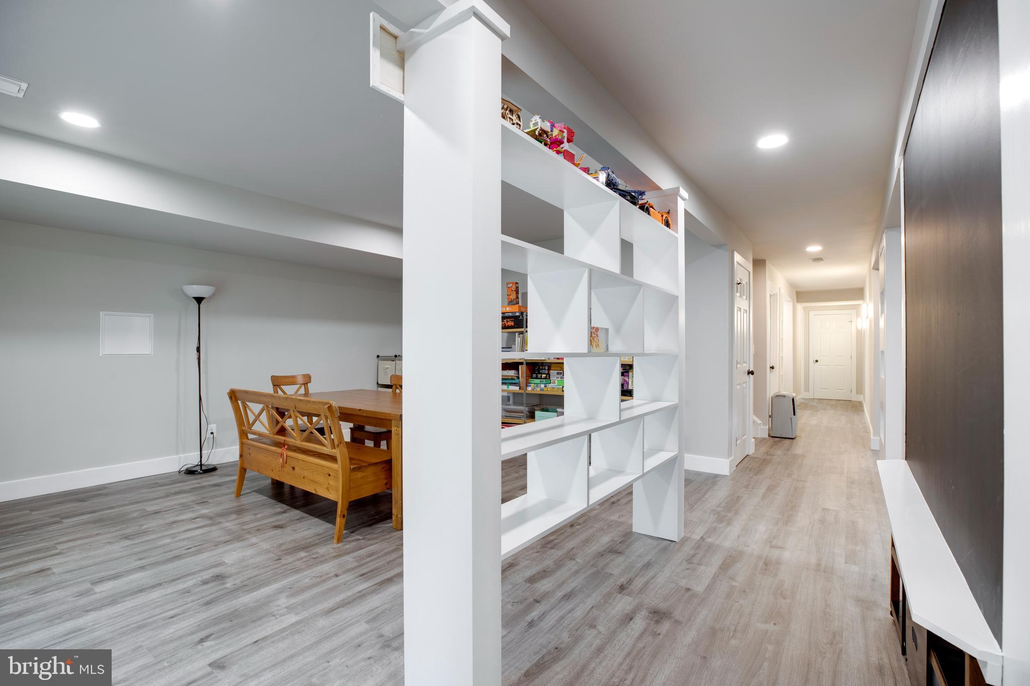 BONNIE BRAE - Residential Lease