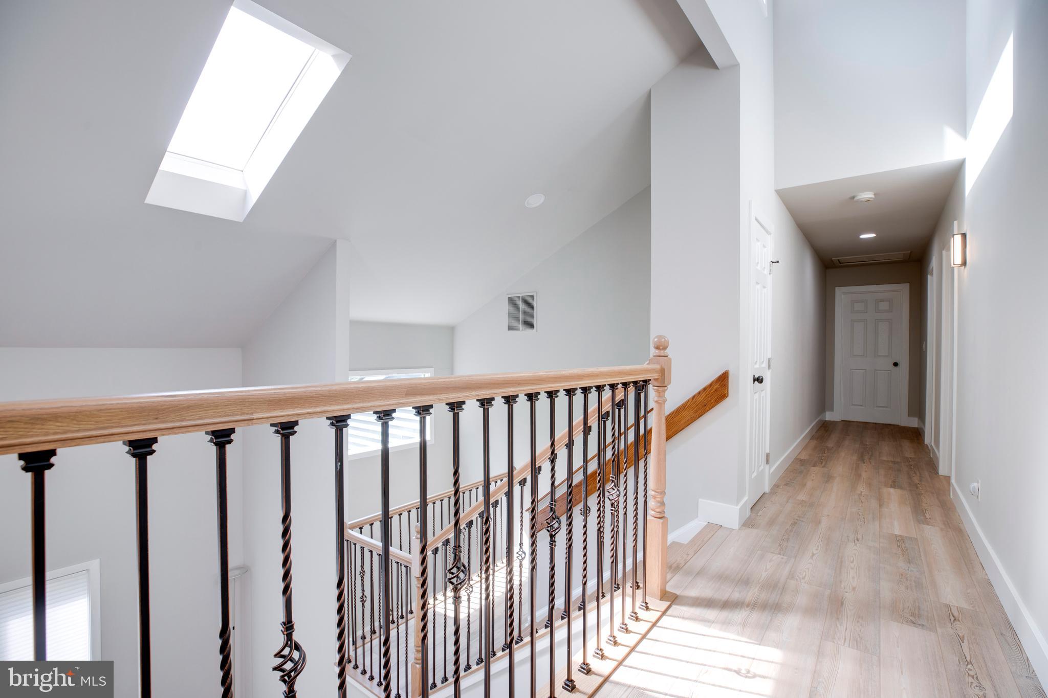 BONNIE BRAE - Residential Lease