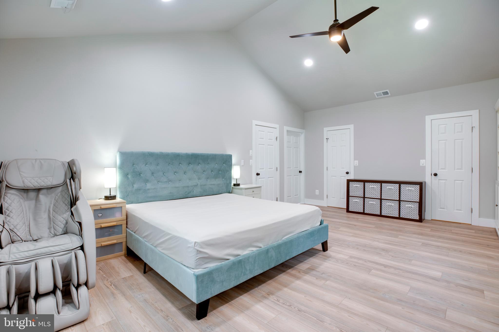 BONNIE BRAE - Residential Lease