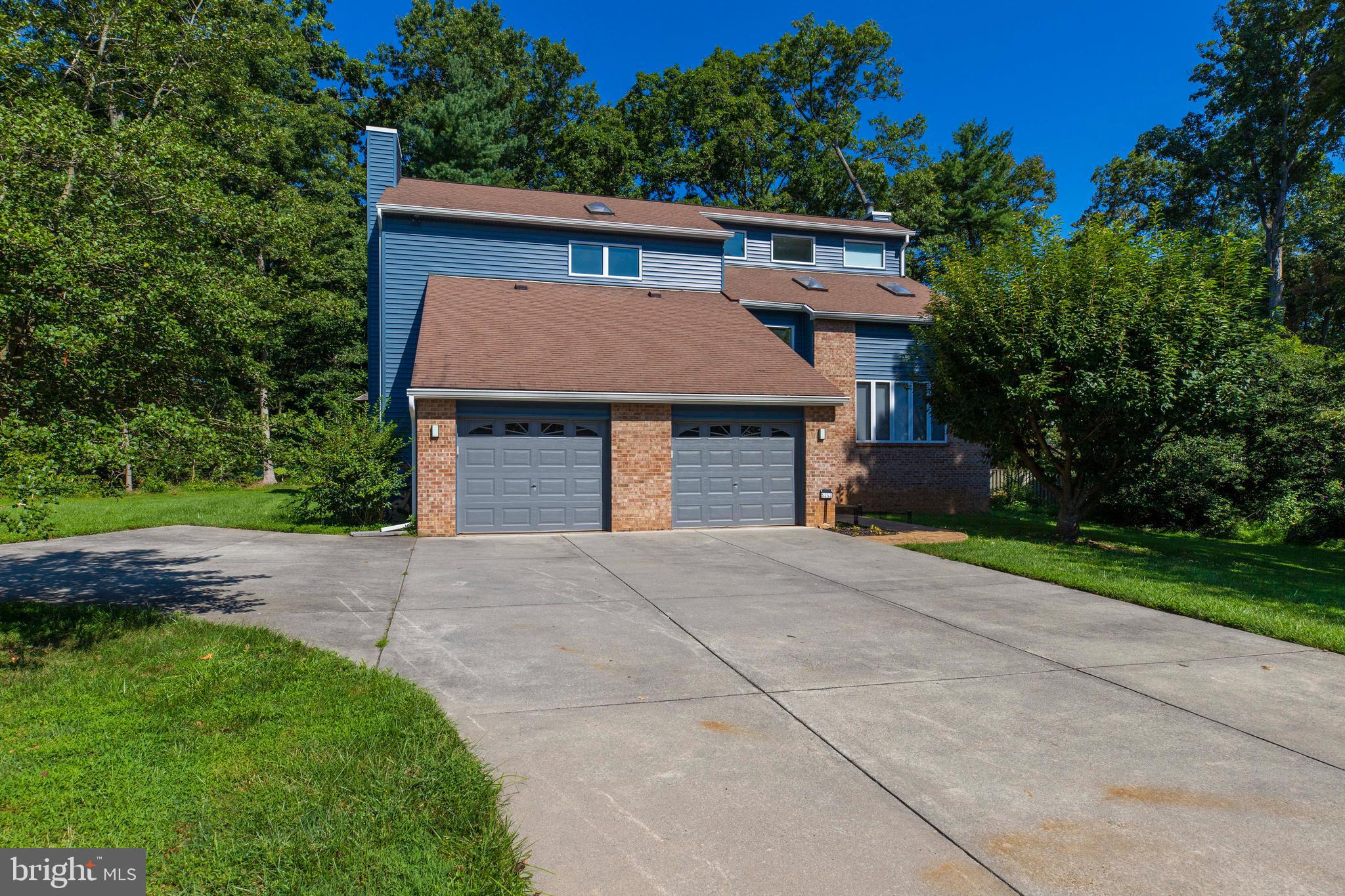 BONNIE BRAE - Residential Lease