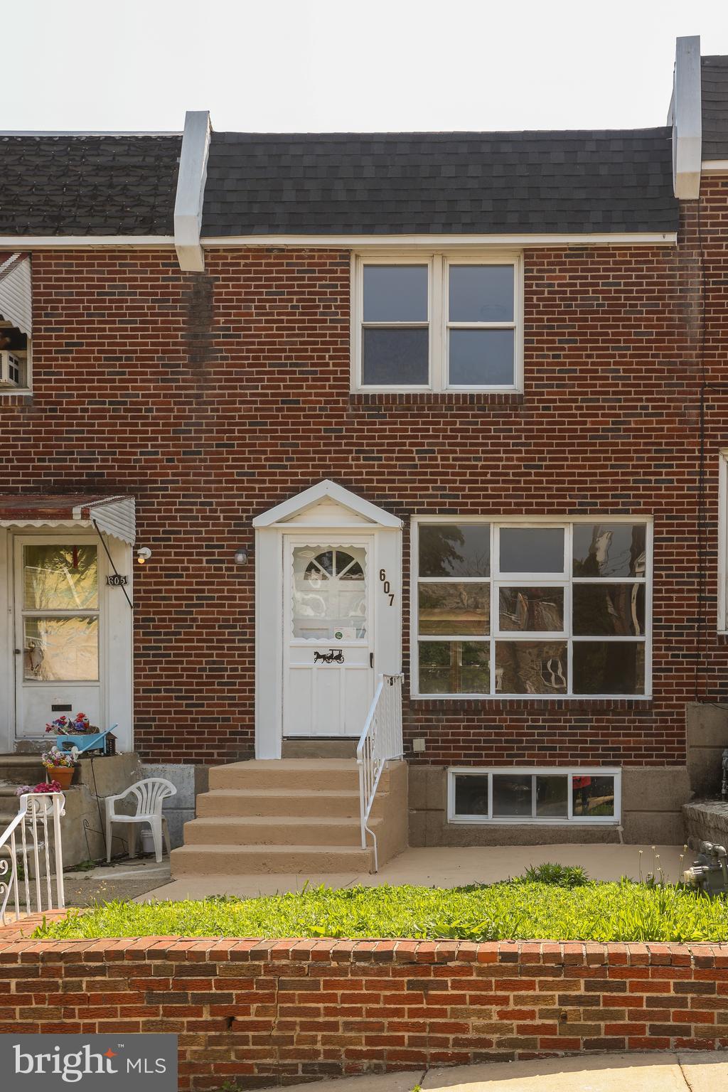Move-in ready!! Newly renovated!! Brand new kitchen with stainless steel appliances. Beautiful refinished hardwood floors throughout. Laundry hookups in basement. Garage with electronic opener. Driveway parking in the back. Fenced backyard. Schedule your showings! Agent has financial interest.