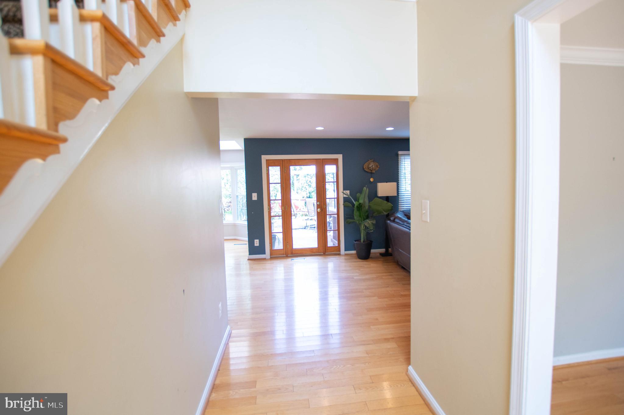 ASHBURN FARM - Residential Lease