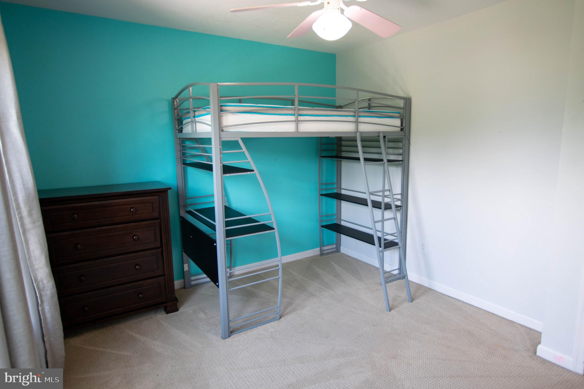 ASHBURN FARM - Residential Lease