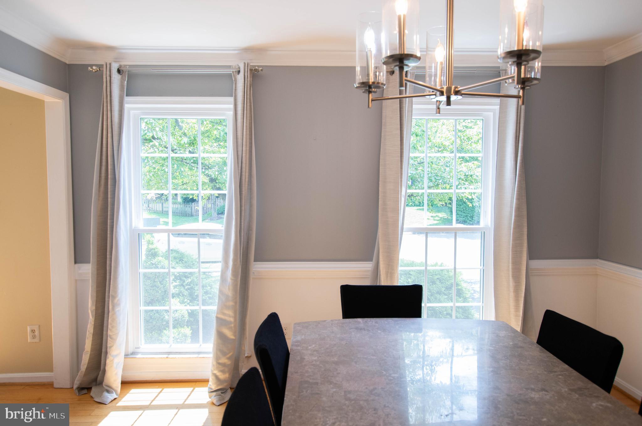 ASHBURN FARM - Residential Lease