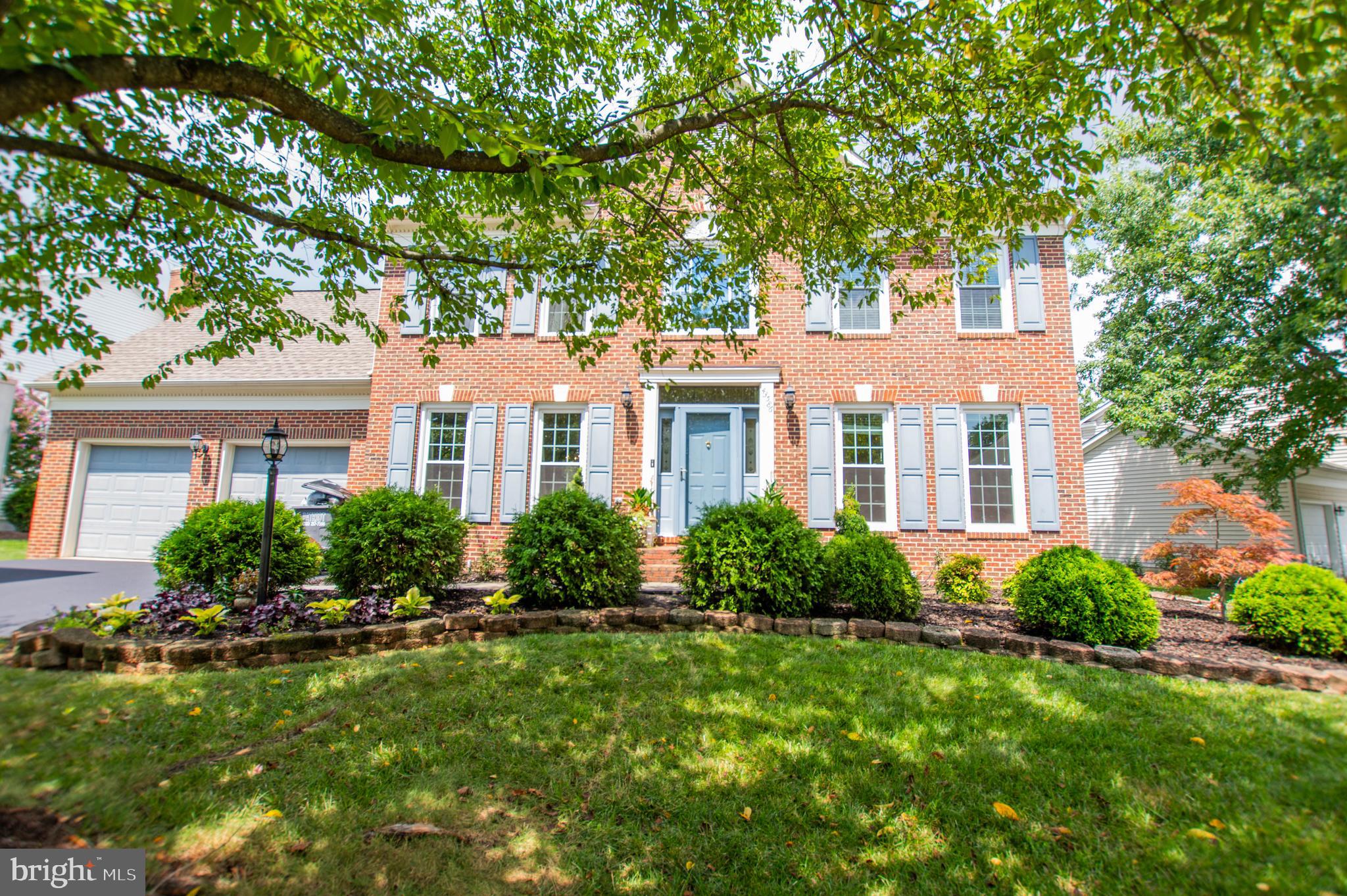 ASHBURN FARM - Residential Lease