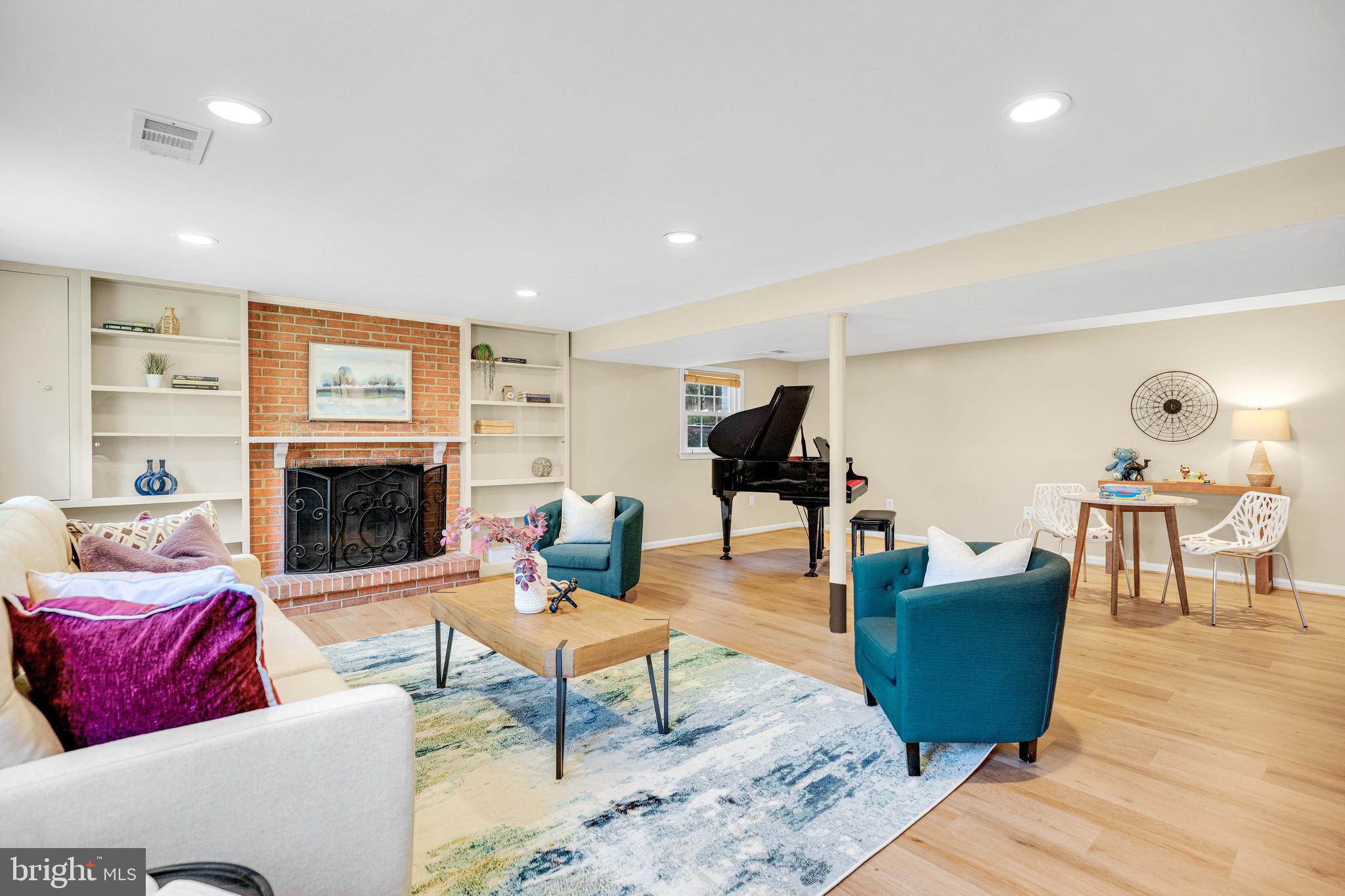 COHASSET - Residential