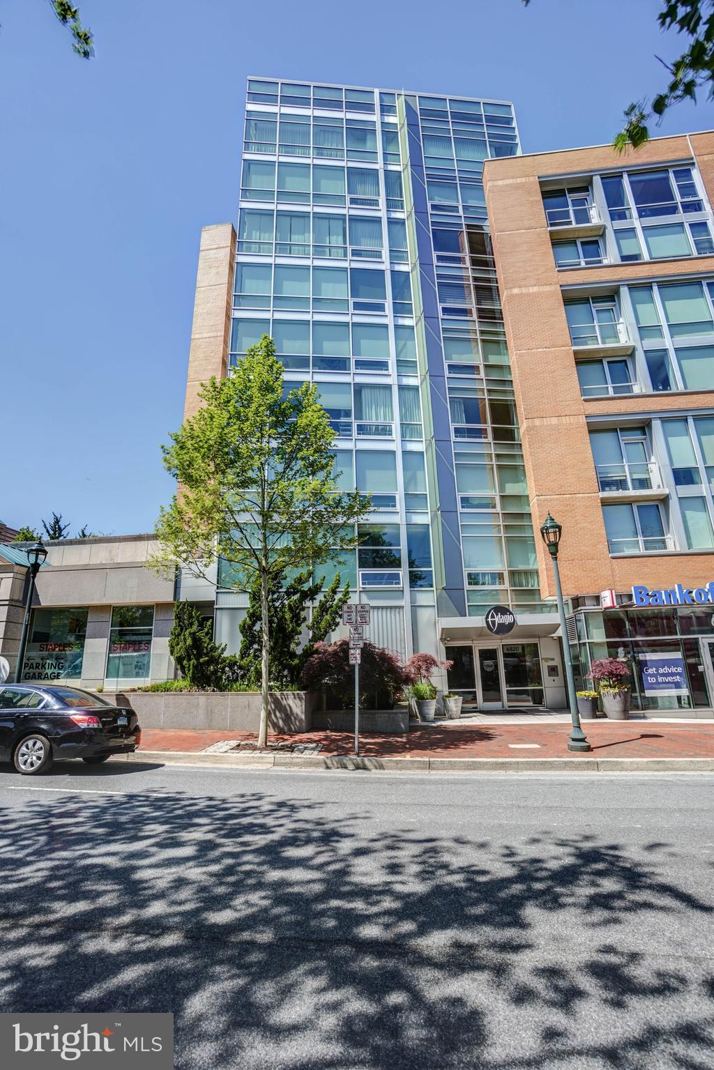 ADAGIO - Residential Lease