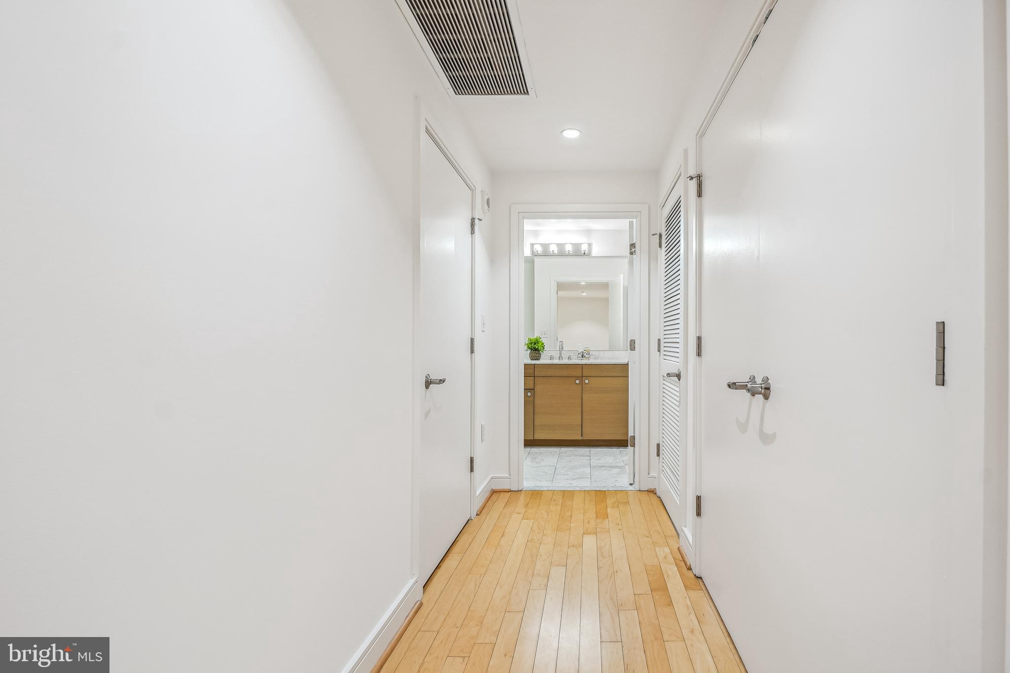 ADAGIO - Residential Lease