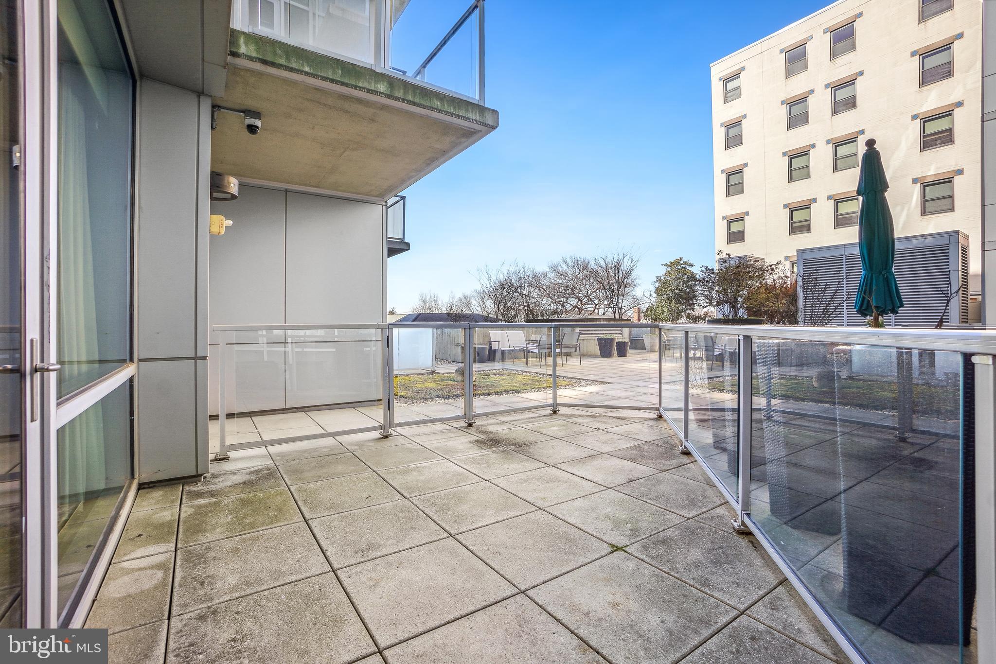 ADAGIO - Residential Lease