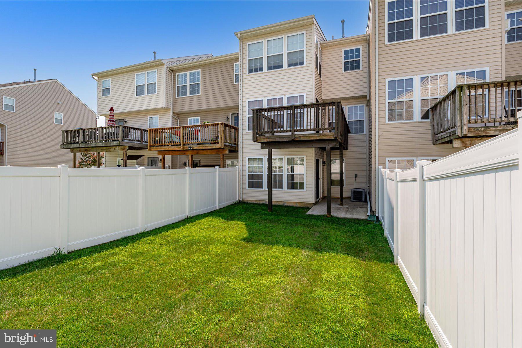 604 POSSUM TROT WAY