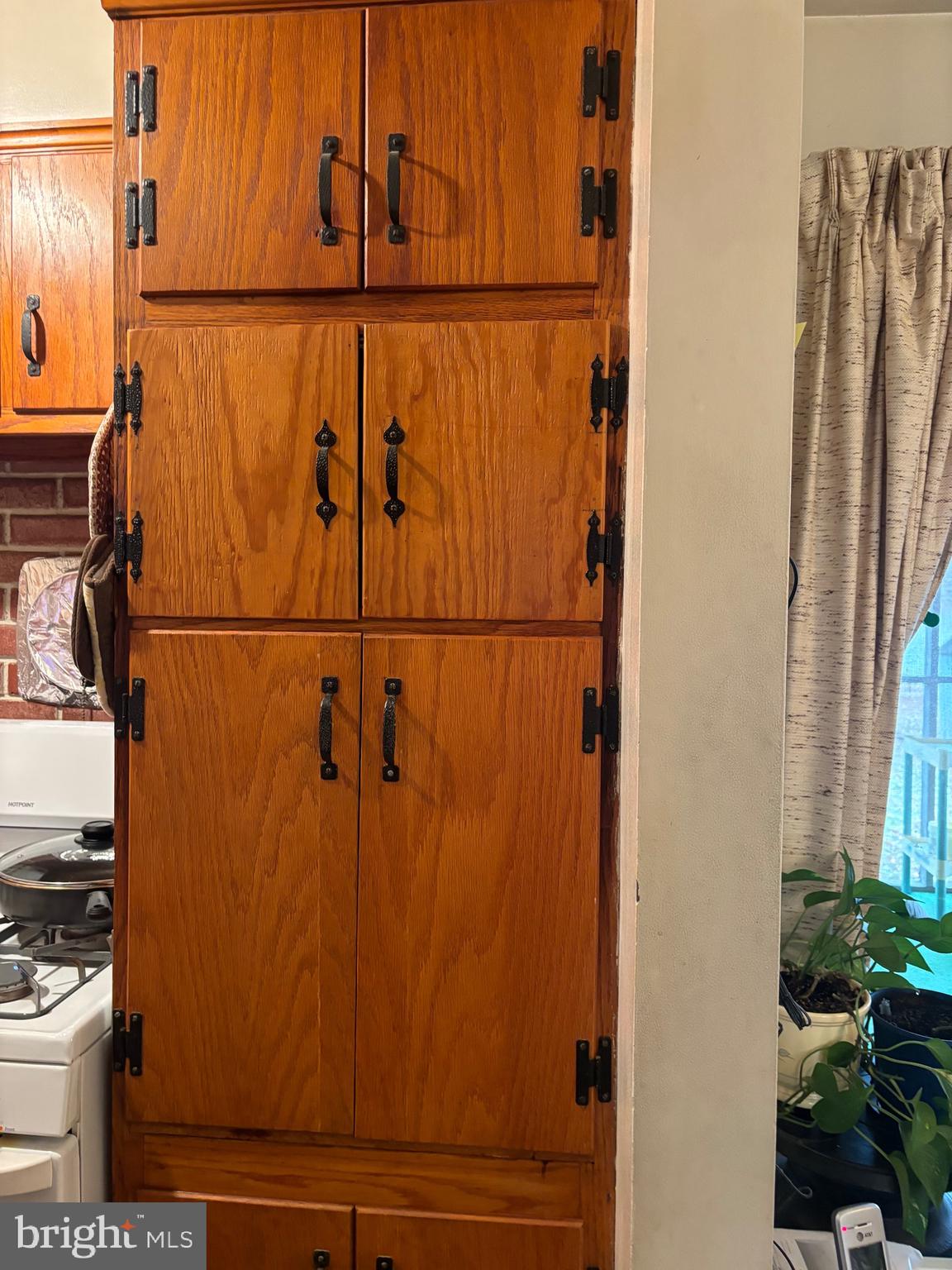 WESLEY AVENUE GARDEN - Residential