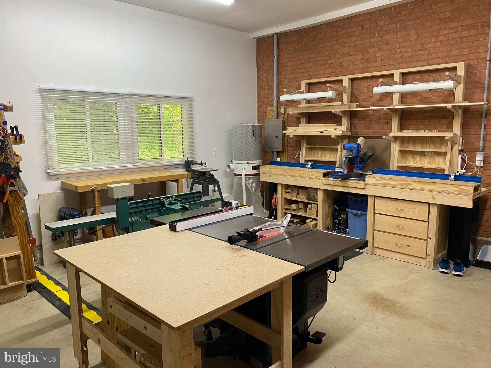 CARBOROUGH HEIGHTS - Residential