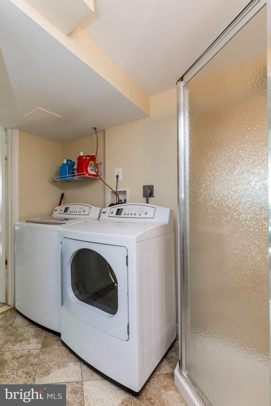 EDSALL PARK - Residential