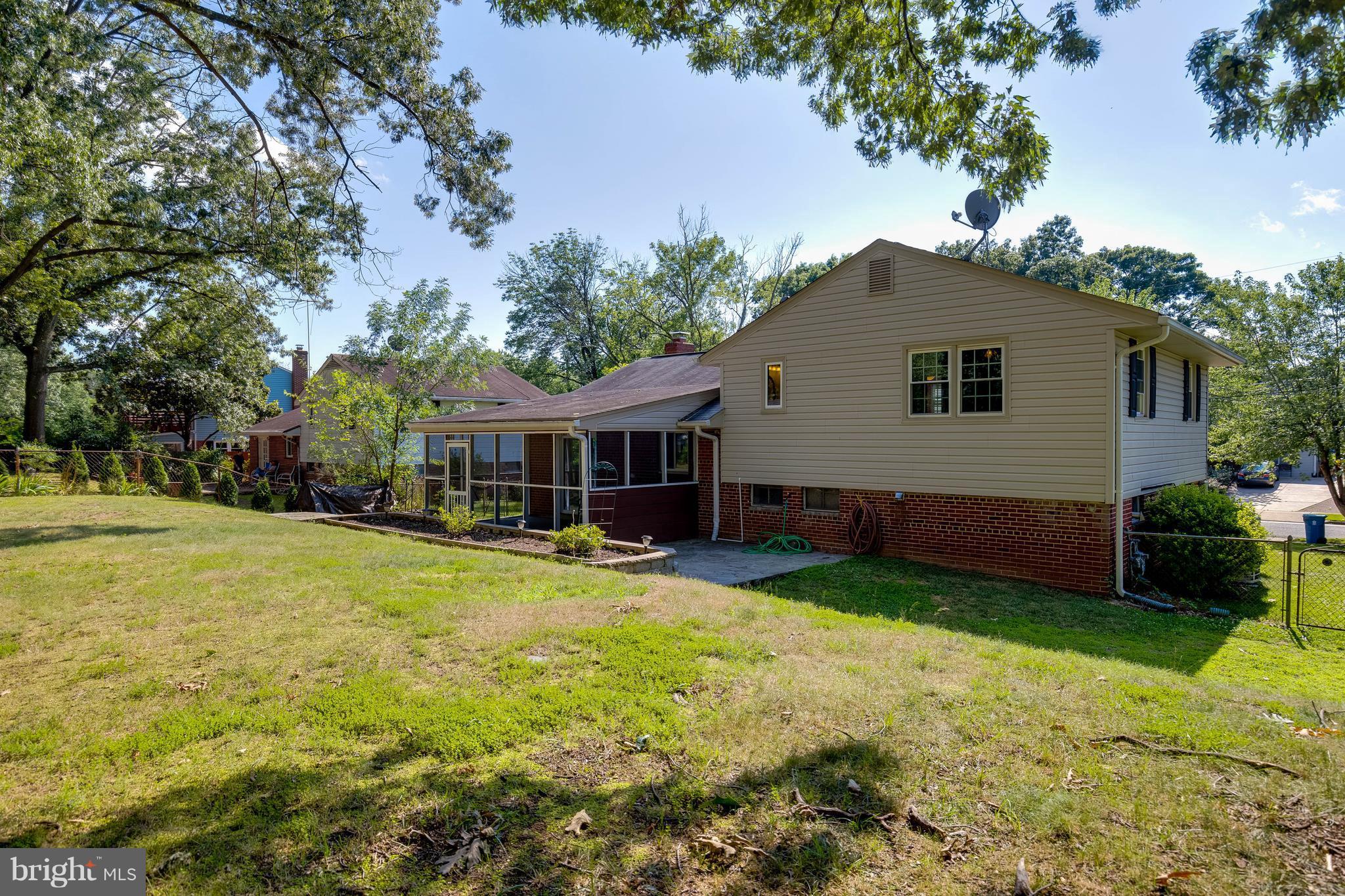 EDSALL PARK - Residential