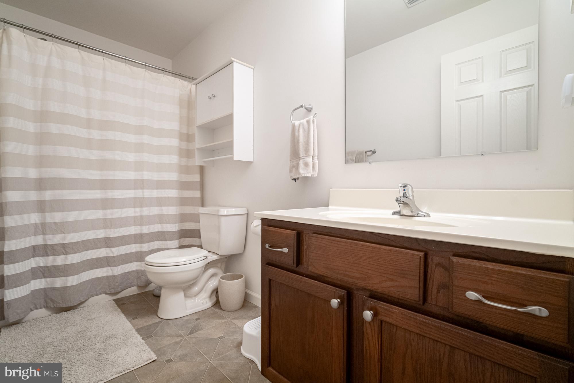 FALLS AT OLDE MILL - Residential