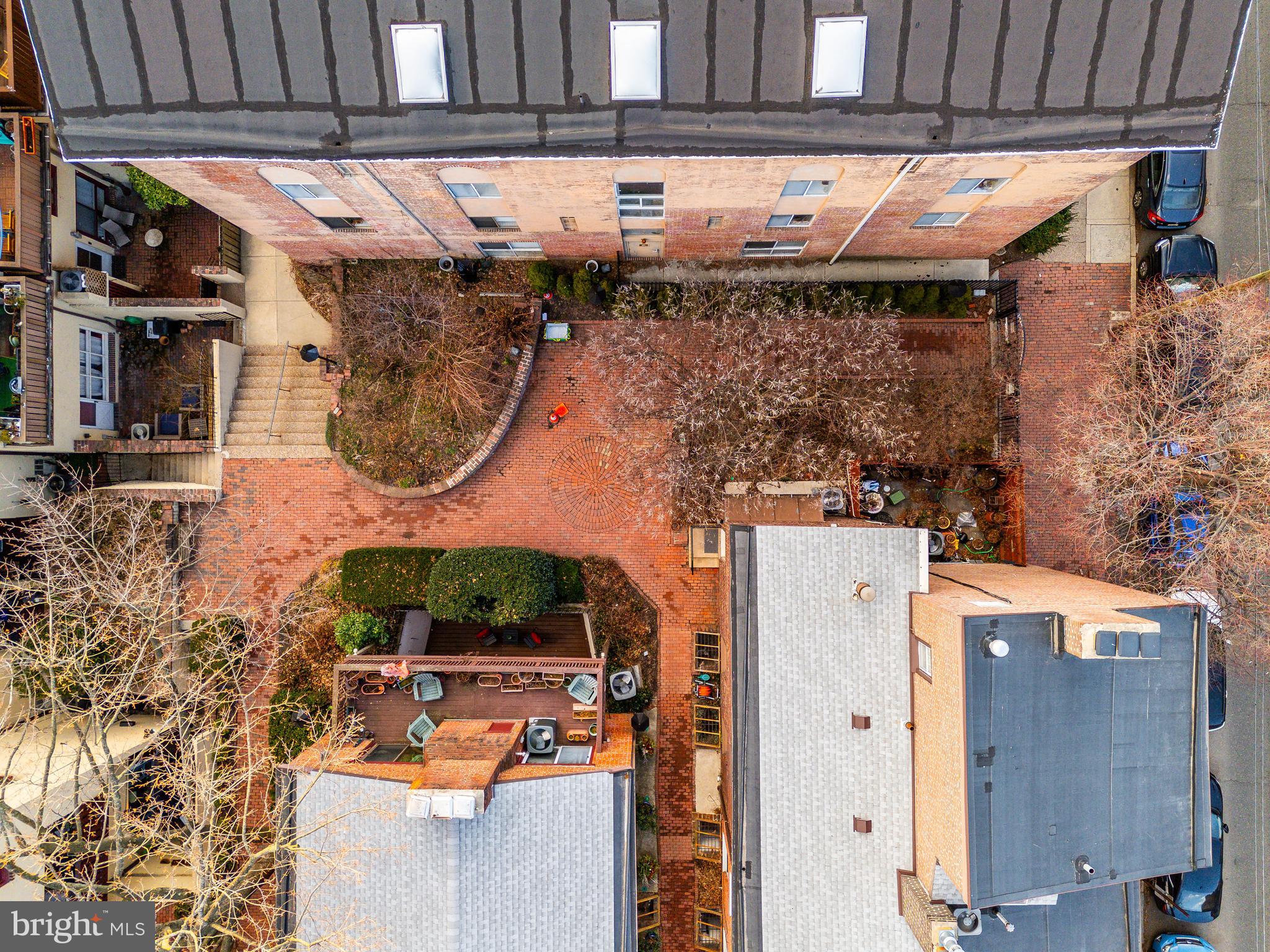 WASHINGTON SQ WEST - Commercial Sale