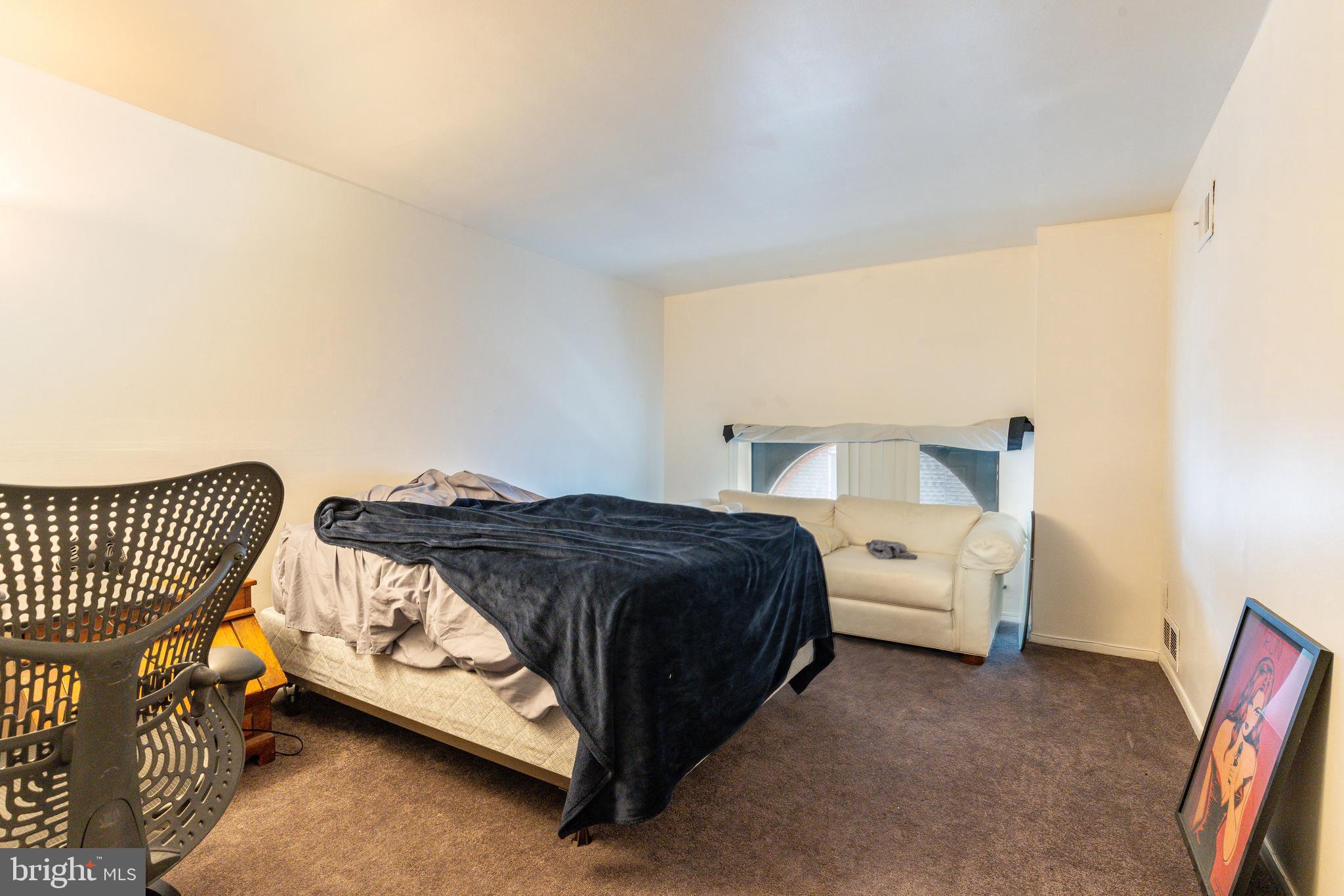 WASHINGTON SQ WEST - Commercial Sale