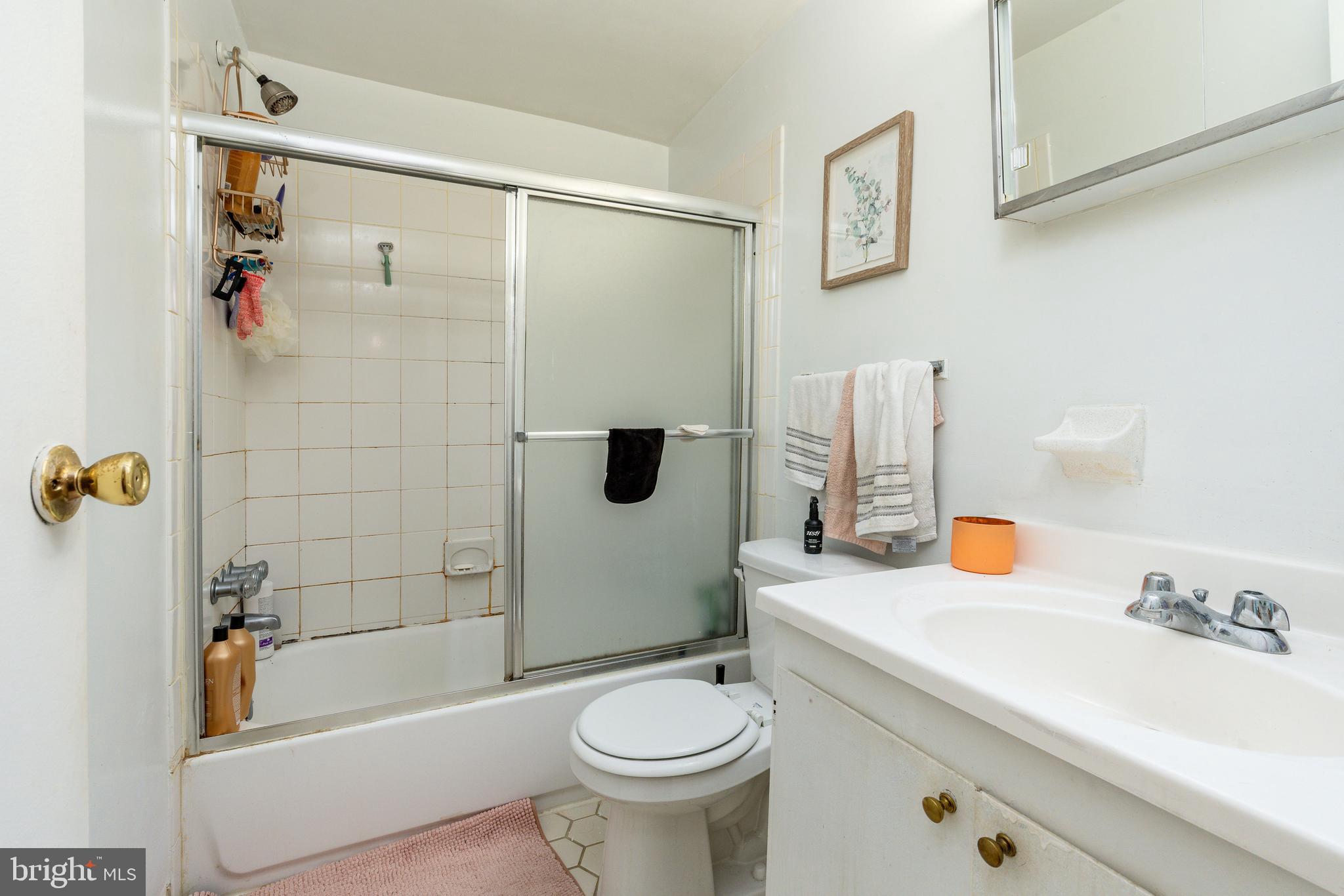 WASHINGTON SQ WEST - Commercial Sale