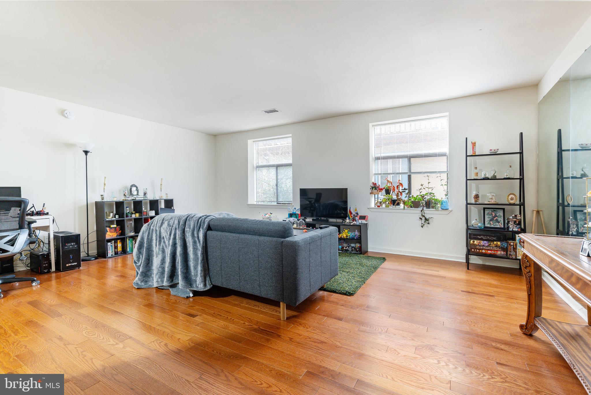 WASHINGTON SQ WEST - Commercial Sale