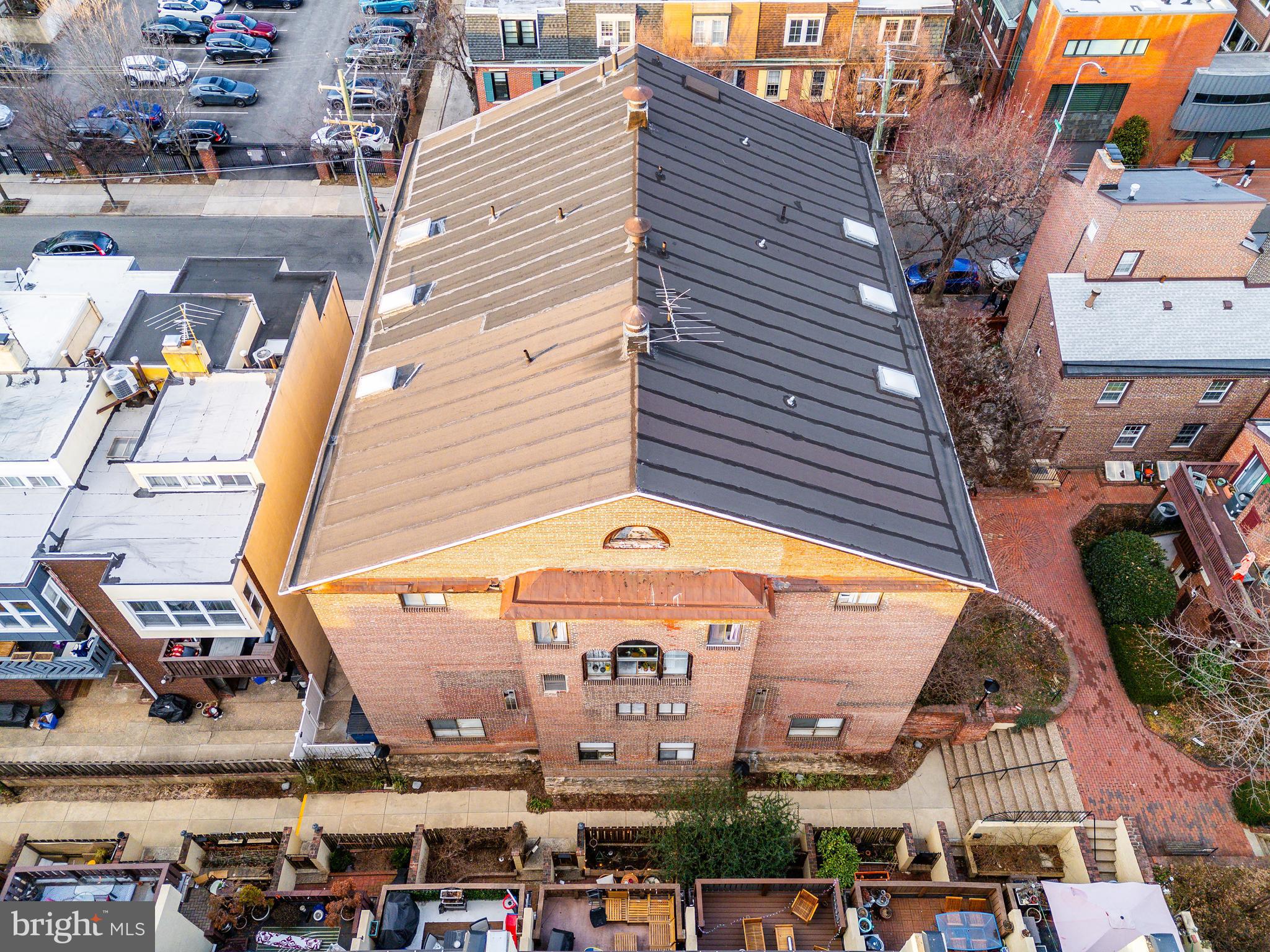 WASHINGTON SQ WEST - Commercial Sale