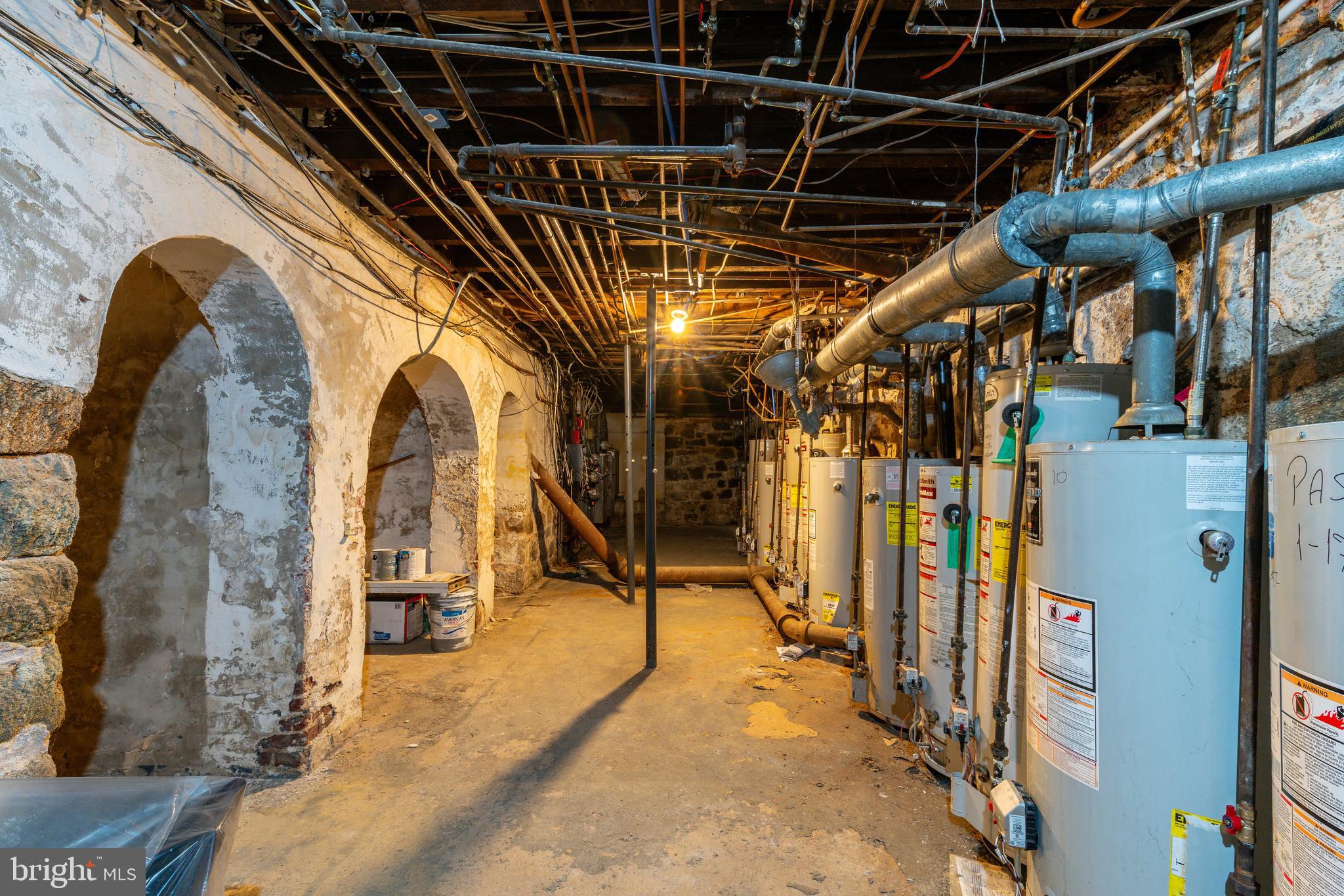 WASHINGTON SQ WEST - Commercial Sale