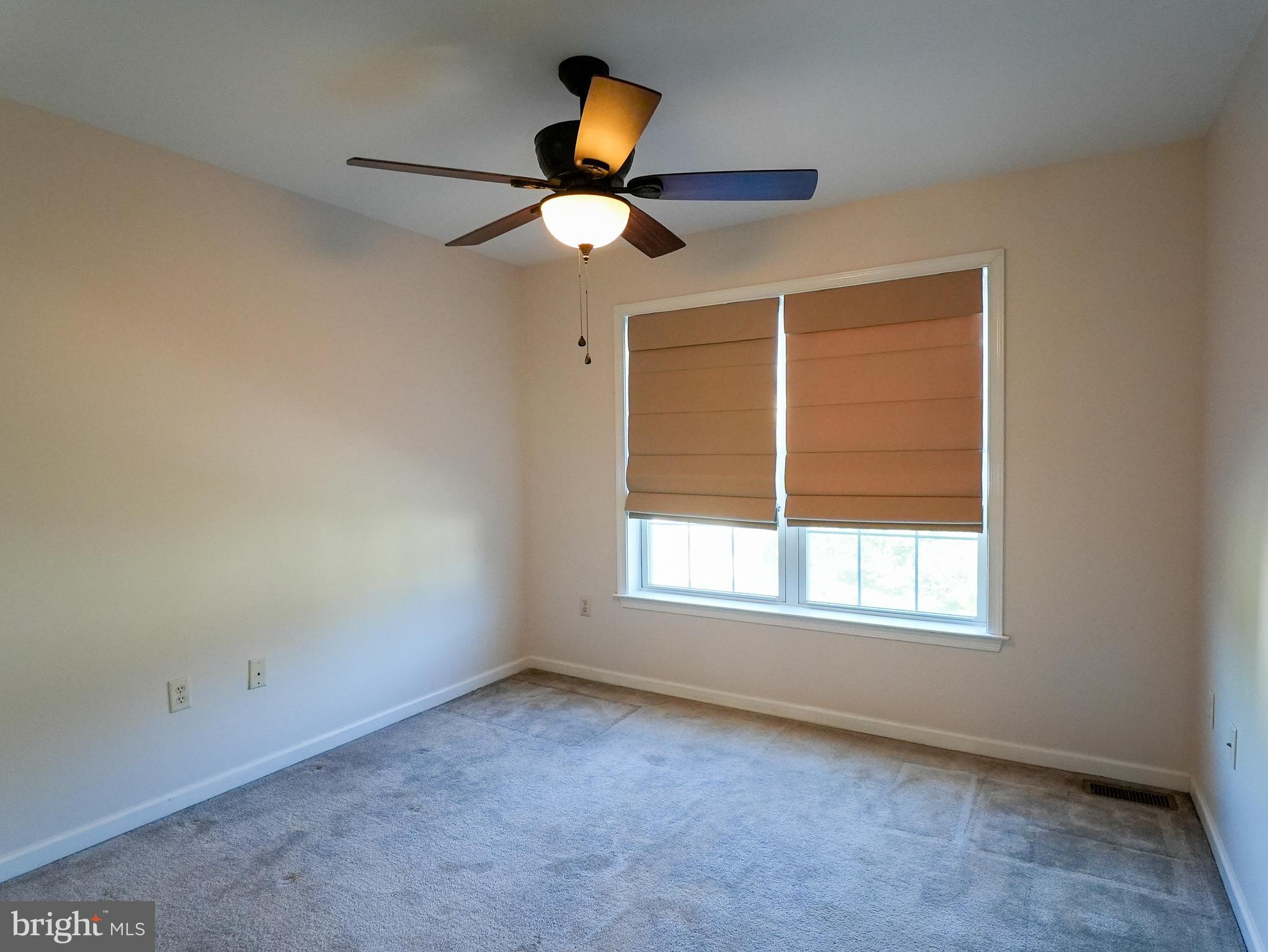 MAPLE GLEN - Residential