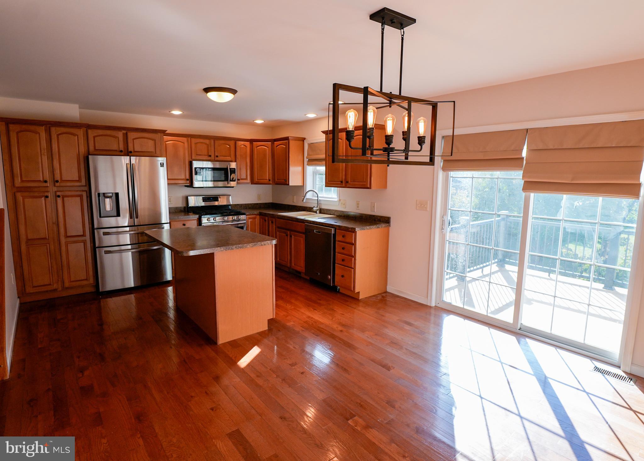 MAPLE GLEN - Residential