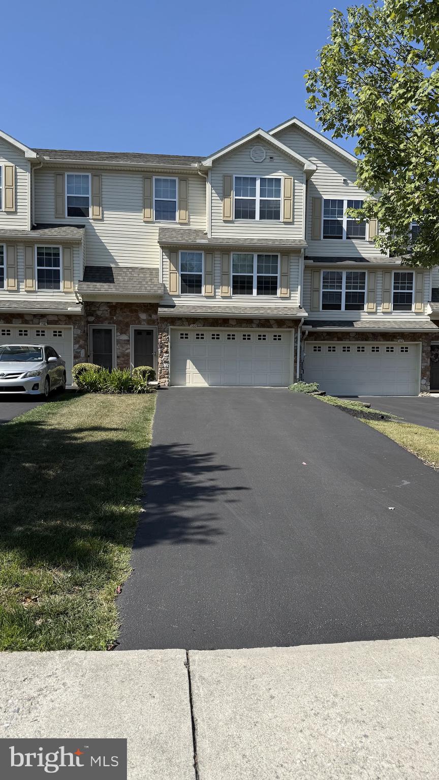 MAPLE GLEN - Residential