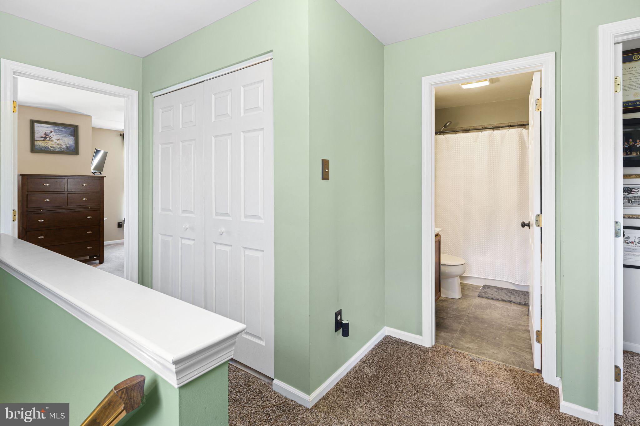 WALKERS ACRES - Residential