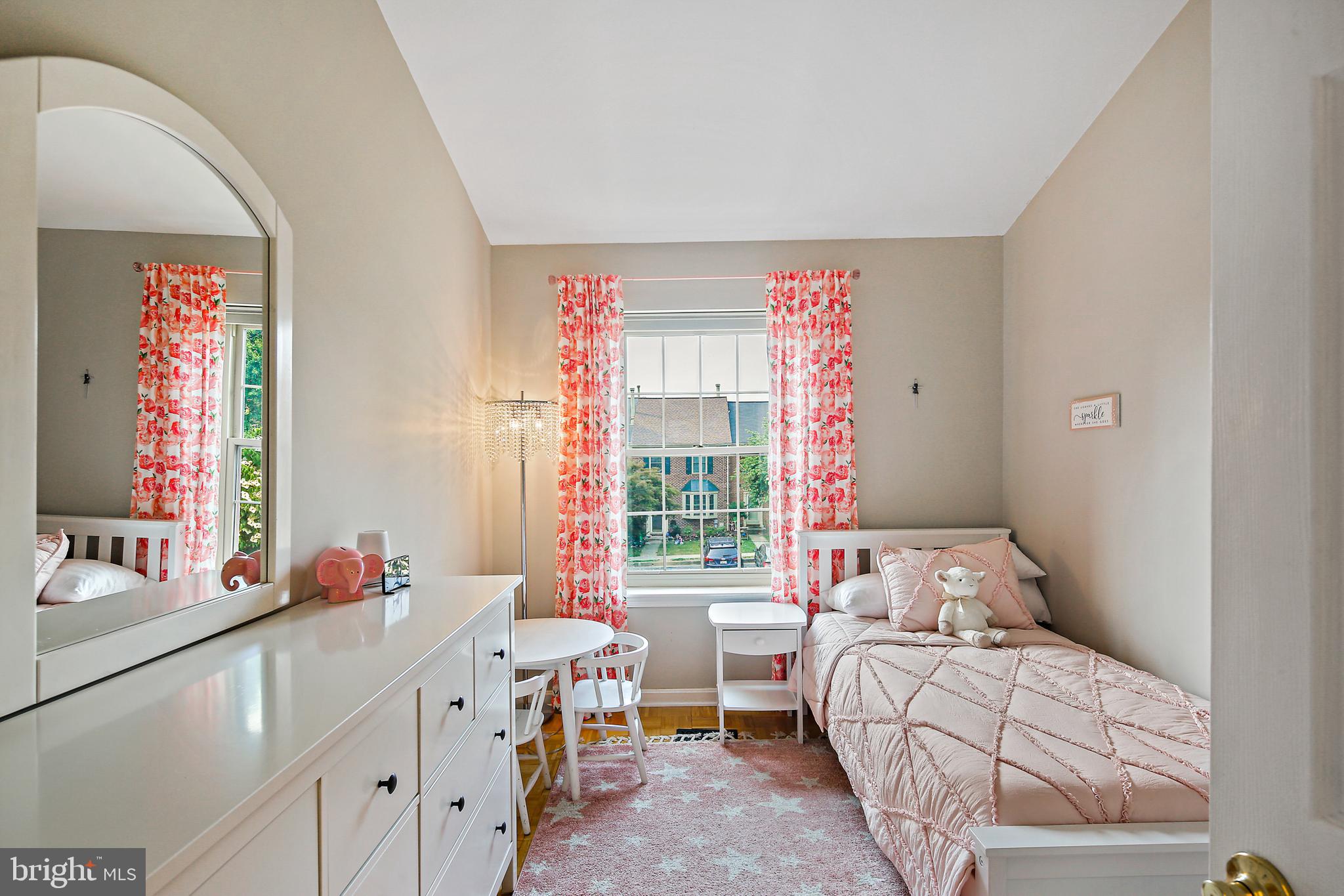 LOVETON FARMS - Residential