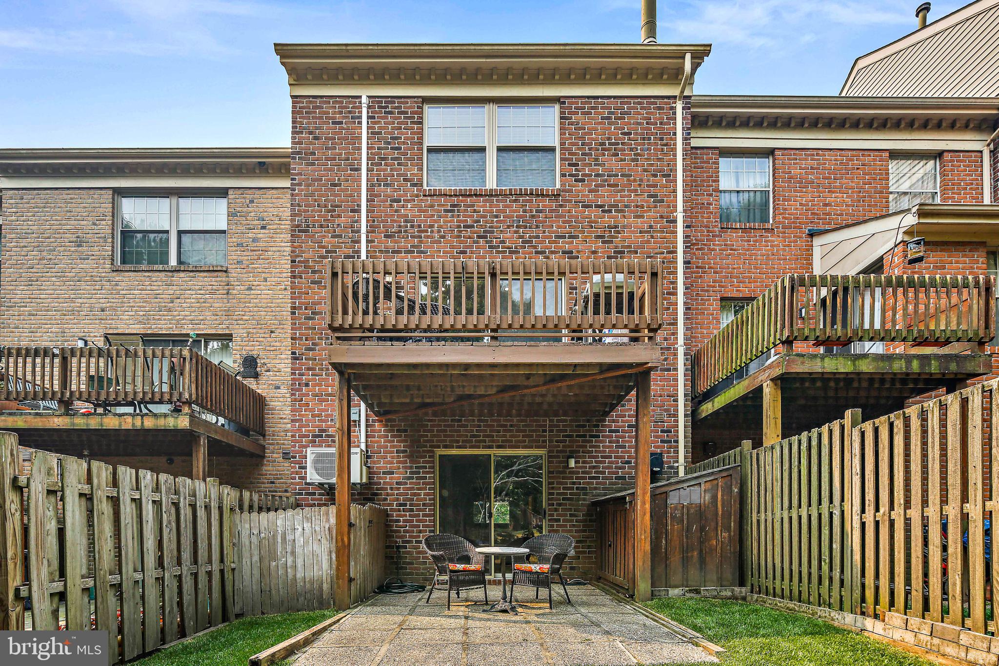 LOVETON FARMS - Residential