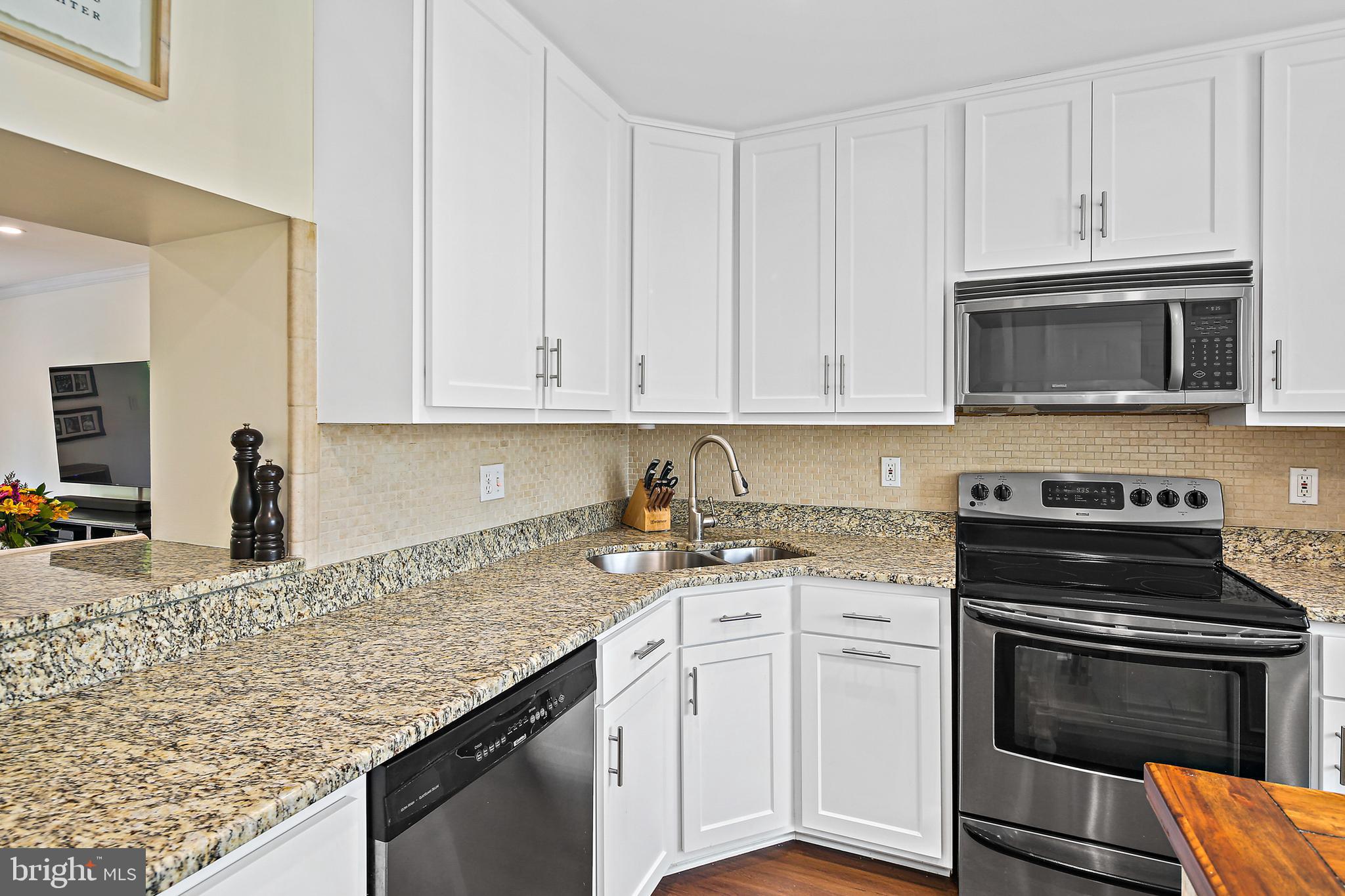 LOVETON FARMS - Residential