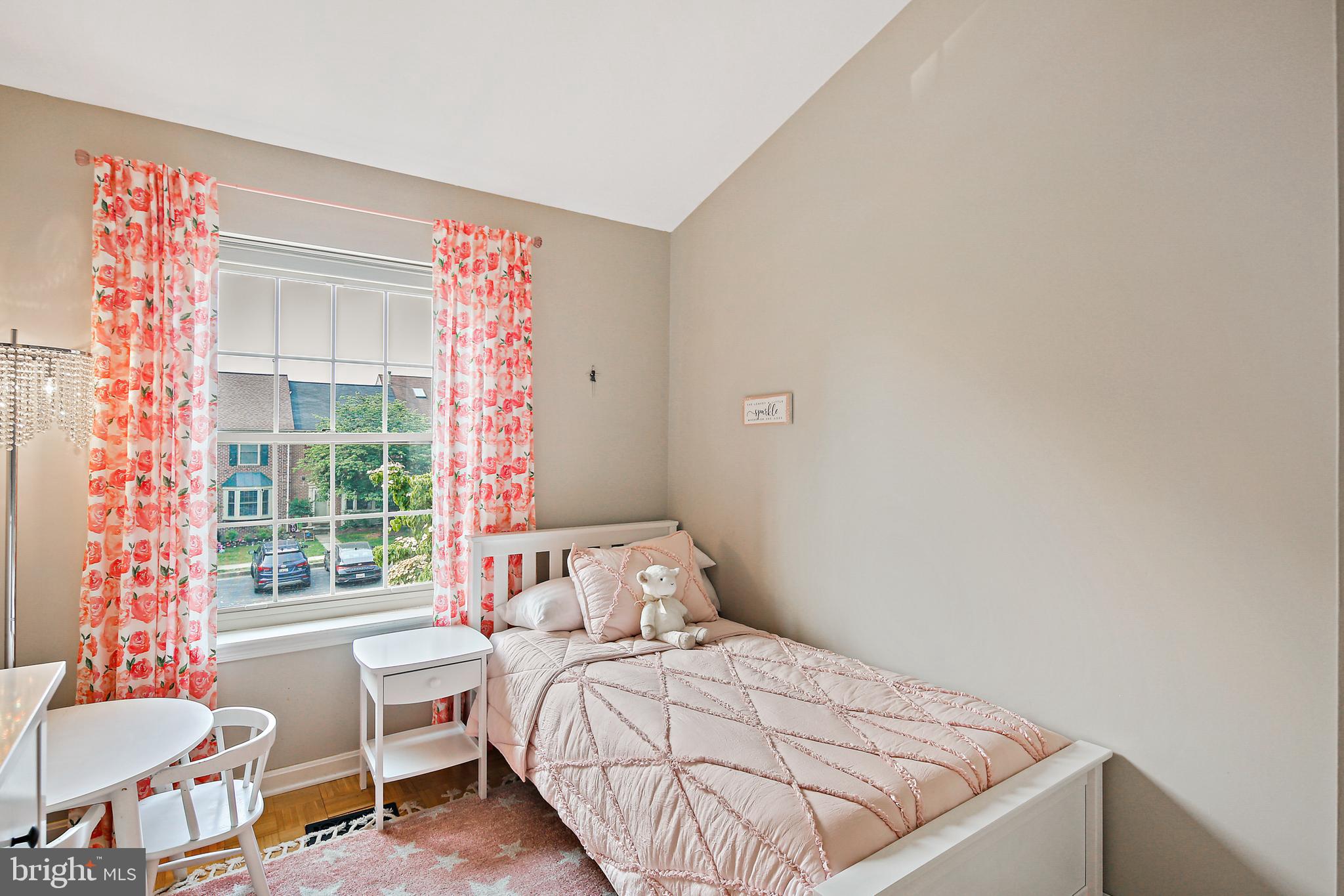 LOVETON FARMS - Residential