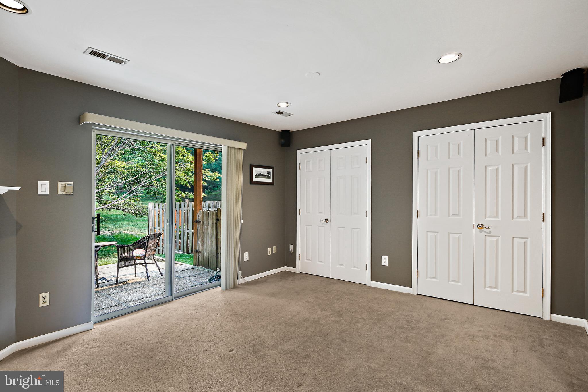 LOVETON FARMS - Residential