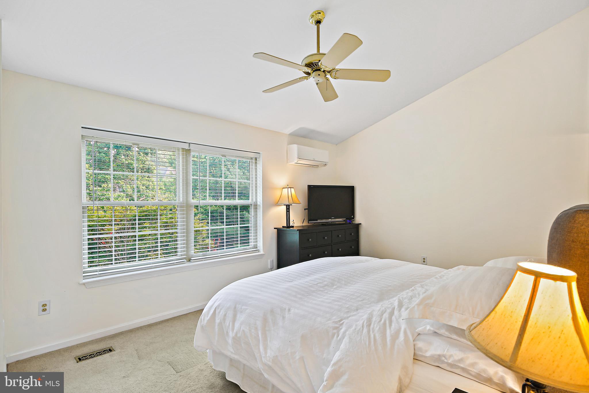 LOVETON FARMS - Residential