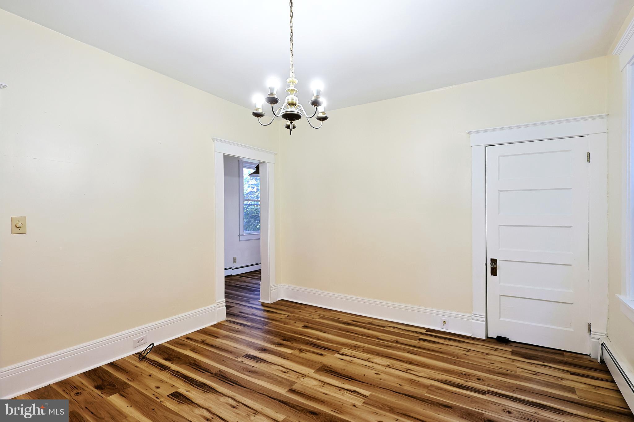 WEST SIDE - Residential