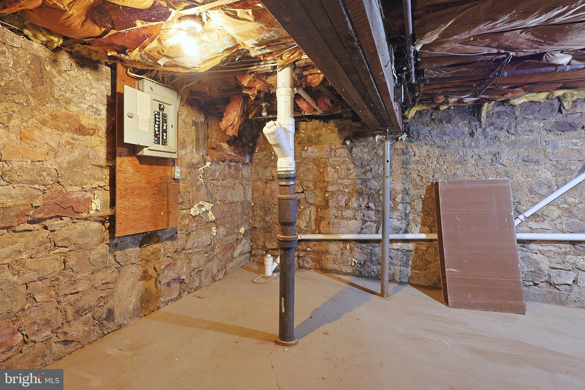 WEST SIDE - Residential