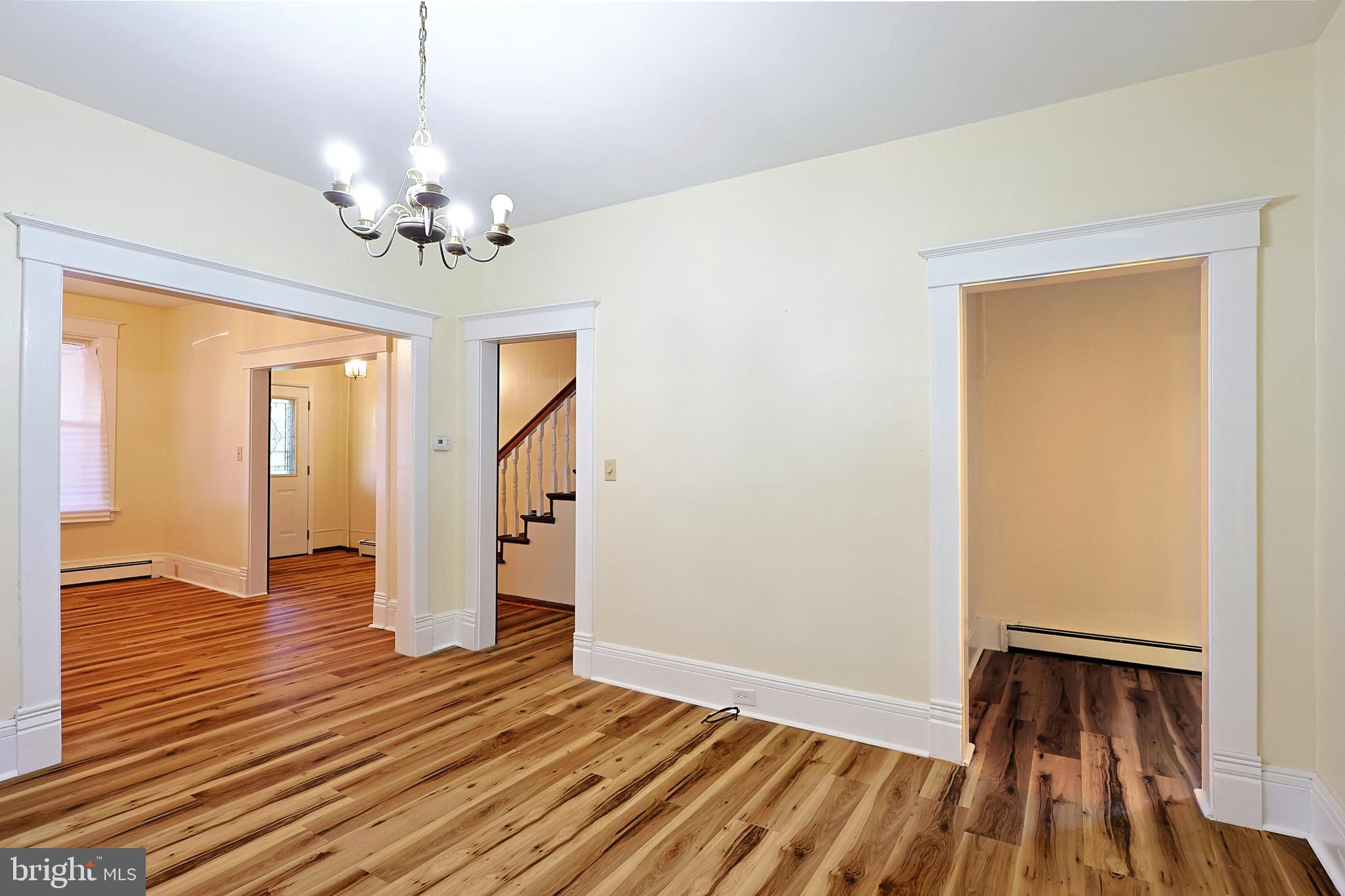 WEST SIDE - Residential